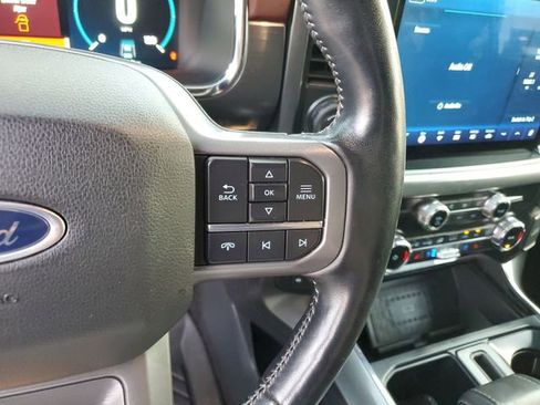 Used 2022 Ford F150 Lariat w/ Equipment Group 502A High AWD/4WD image 28