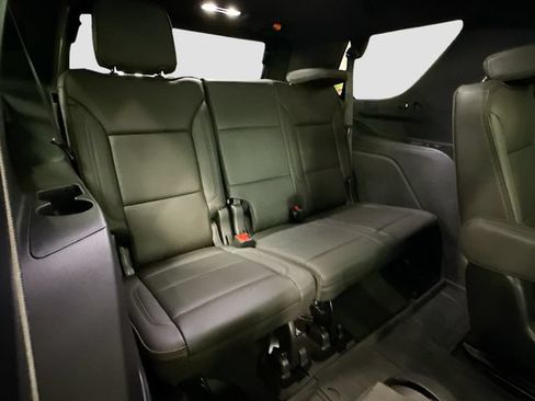 Used 2024 Chevrolet Tahoe High Country AWD/4WD image 29