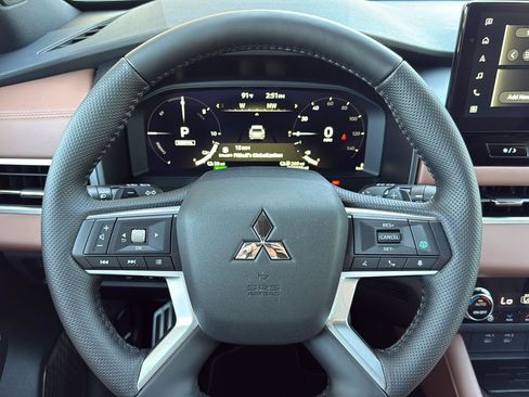 New 2026 Mitsubishi Outlander SEL AWD/4WD image 15