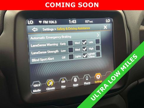 Certified 2023 Jeep Renegade Latitude AWD/4WD image 23