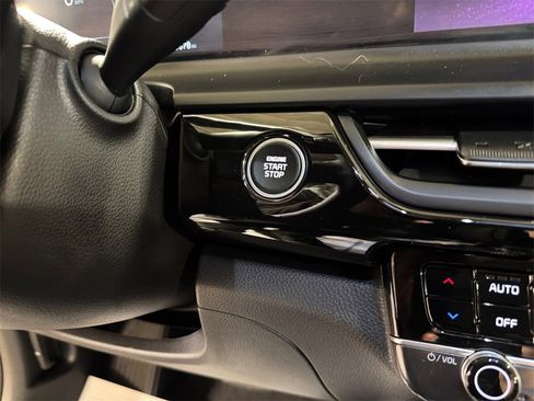 Certified 2024 Kia Seltos S image 29