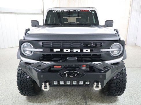 Used 2023 Ford Bronco Badlands w/ Sasquatch Package AWD/4WD image 7
