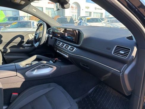 Used 2025 Mercedes-Benz GLE 53 AMG 4MATIC Coupe image 23