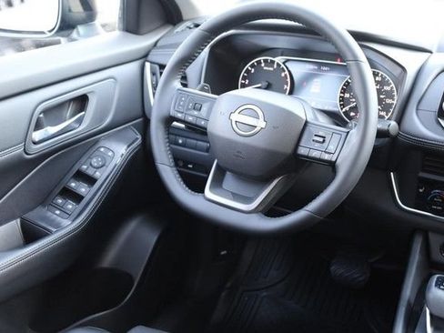 Certified 2025 Nissan Rogue SV w/ SV Premium Package FWD image 25