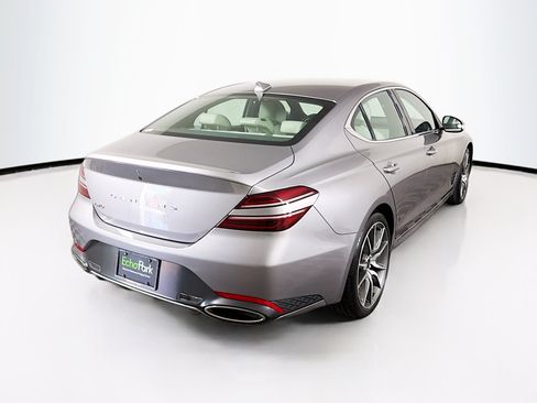 Used 2025 Genesis G70 2.5T RWD image 9