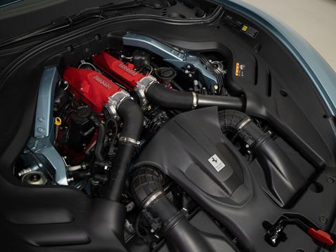 Used 2024 Ferrari Roma Spider image 22