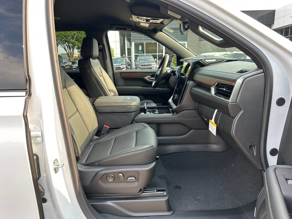 New 2026 GMC Yukon Denali AWD/4WD image 42