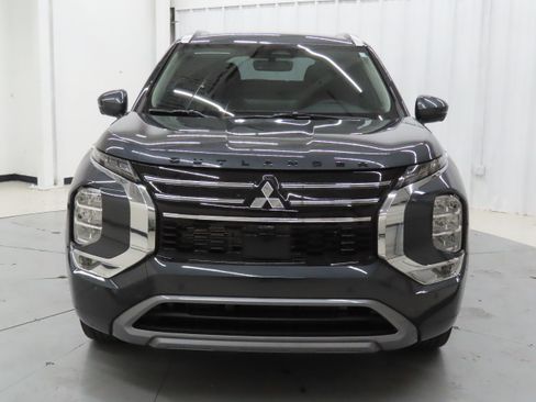 New 2026 Mitsubishi Outlander SEL FWD image 9