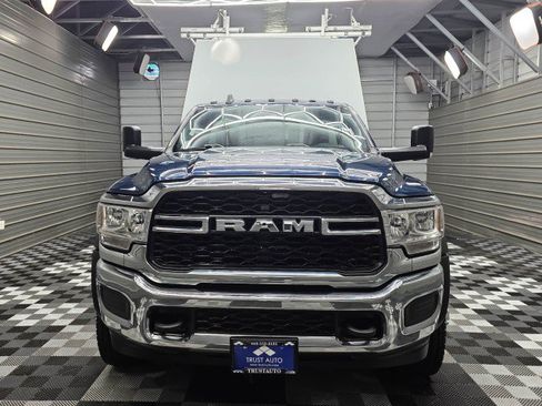 Used 2021 RAM 5500 Tradesman RWD image 4