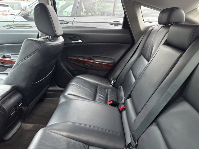 Used 2011 Honda Crosstour EX-L image 16