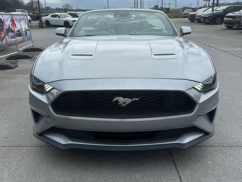 Used 2022 Ford Mustang Premium image 3