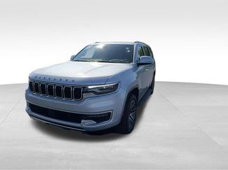 Used 2022 Jeep Wagoneer Series III w/ Flexible Seating Group AWD/4WD video 2