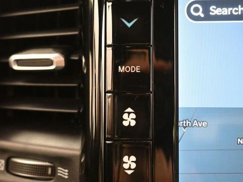 Used 2024 RAM 1500 Limited image 25