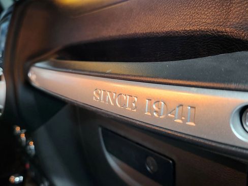 Used 2015 Jeep Wrangler Unlimited Sahara w/ Dual Top Group image 17