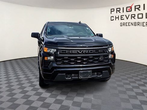 Used 2023 Chevrolet Silverado 1500 Custom AWD/4WD image 3