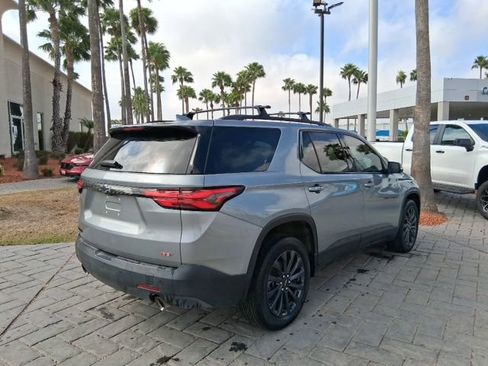 Used 2023 Chevrolet Traverse RS w/ LPO, Floor Liner Package FWD image 5