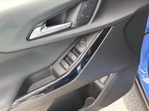 Used 2025 Chevrolet Equinox RS w/ Convenience Package III FWD image 34