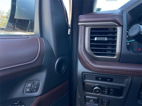 Used 2023 Ford Expedition Max Limited image 20