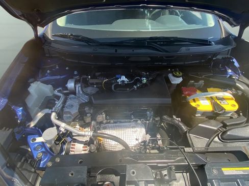 Used 2018 Nissan Rogue SV FWD image 17