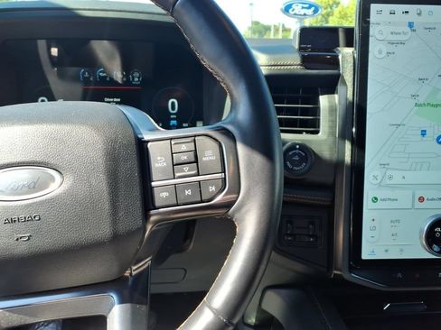 Used 2024 Ford Expedition Max Platinum AWD/4WD image 29