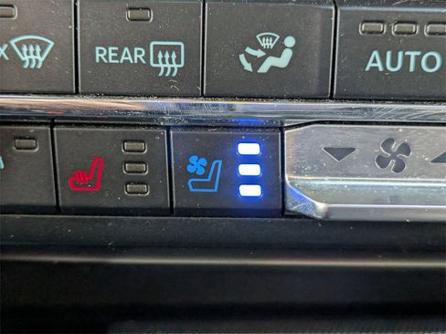 Used 2022 Ford F150 Raptor w/ Equipment Group 801A High image 29