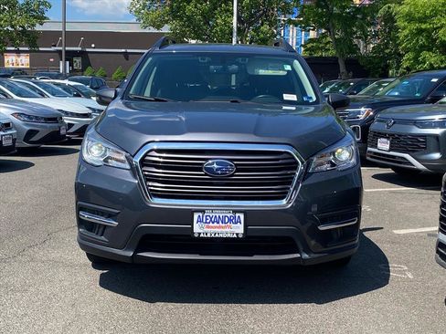 Used 2022 Subaru Ascent Premium w/ Convenience Package AWD/4WD image 5