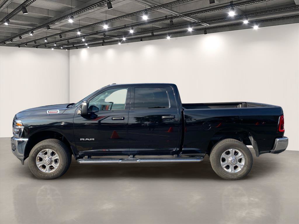 Used 2026 RAM 2500 Big Horn AWD/4WD image 4