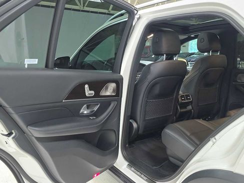 Used 2024 Mercedes-Benz GLE 350 GLE 350 w/ 3rd Row Seat Package image 19