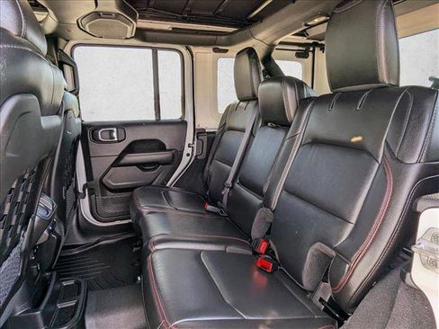 Used 2023 Jeep Wrangler Unlimited Rubicon w/ Cold Weather Group image 16