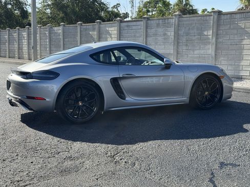 New 2025 Porsche 718 Cayman image 7