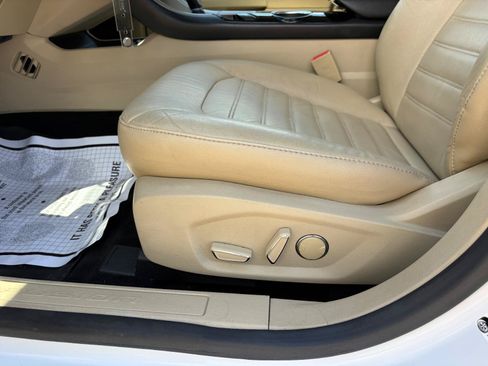 Used 2013 Ford Fusion SE FWD image 13