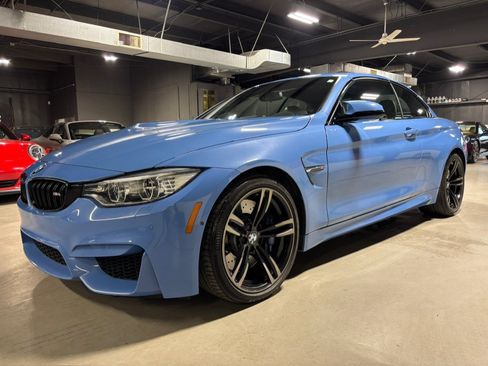 Used 2016 BMW M4 Convertible RWD image 3
