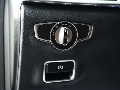 Used 2015 Mercedes-Benz S 550 4MATIC Sedan image 14