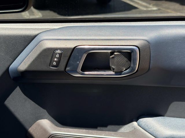 Used 2024 Ford Bronco Outer Banks AWD/4WD image 18