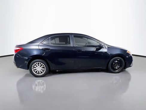 Used 2016 Toyota Corolla LE FWD image 3