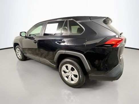 Used 2024 Toyota RAV4 LE AWD/4WD image 8