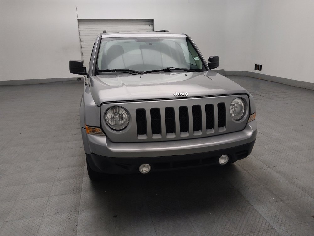 Used 2016 Jeep Patriot Sport w/ Power Value Group FWD image 14