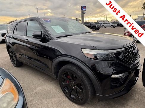 Used 2021 Ford Explorer ST w/ Equipment Group 401A image 3