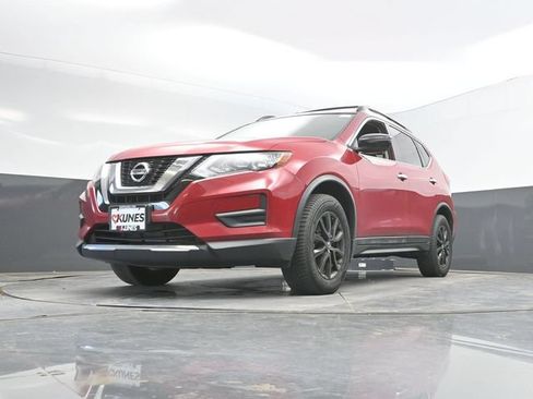 Used 2017 Nissan Rogue SV w/ Midnight Edition Package AWD/4WD image 43
