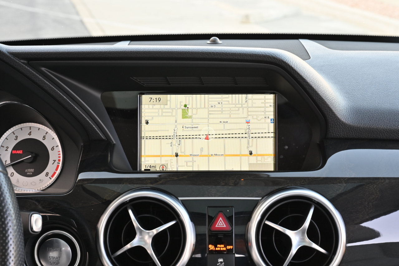 Used 2015 Mercedes-Benz GLK 350 2WD image 22