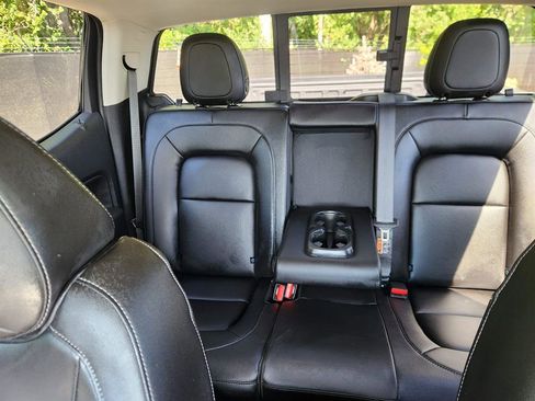 Used 2022 Chevrolet Colorado ZR2 w/ ZR2 Dusk Special Edition image 19