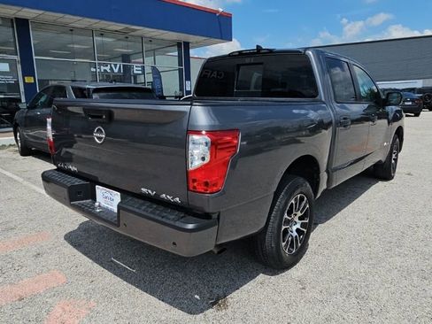 Used 2023 Nissan Titan SV AWD/4WD image 7