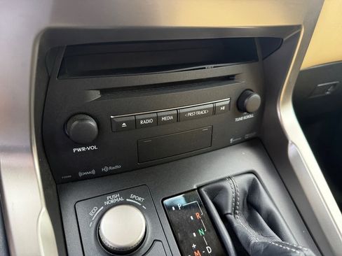 Used 2015 Lexus NX 200t AWD w/ Luxury Package image 20