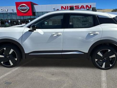 New 2026 Nissan Kicks SR w/ Cold Weather Package image 6