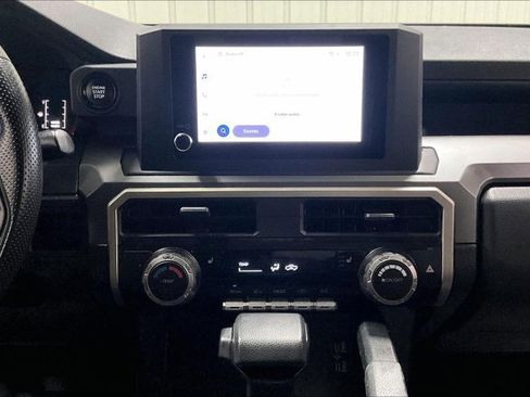 Used 2024 Toyota Tacoma SR5 AWD/4WD image 6