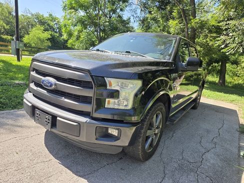 Used 2015 Ford F150 Lariat w/ Equipment Group 502A Luxury RWD image 5