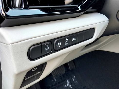 New 2026 Acura MDX FWD w/ Technology Package image 17