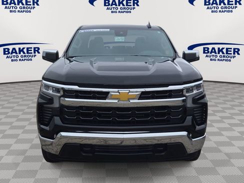 Used 2026 Chevrolet Silverado 1500 LT AWD/4WD image 2
