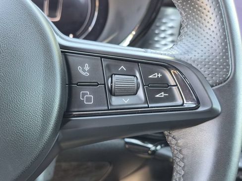 Used 2025 Alfa Romeo Tonale AWD/4WD image 38