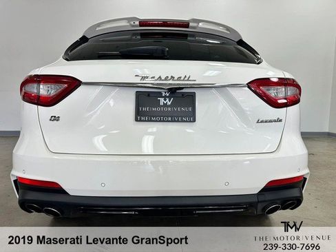 Used 2019 Maserati Levante GranSport image 8